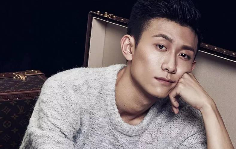 张一山李沁恋情曝光_国内明星黑料,_张一山黑料缠身事件