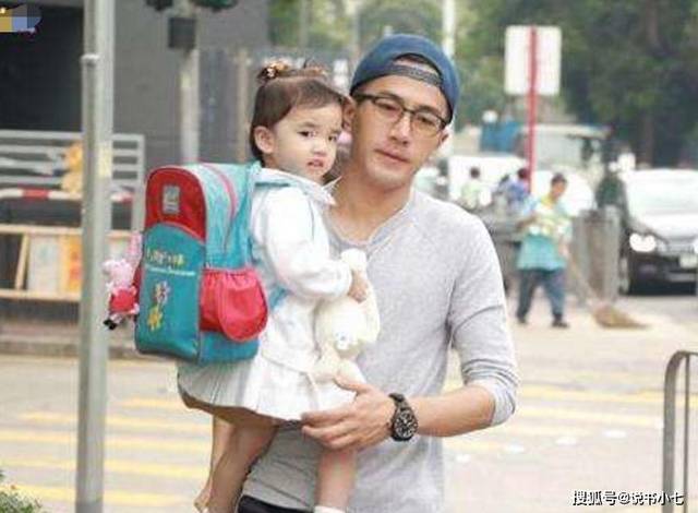 杨幂事业估值分析_杨幂黑料事件_天涯明星黑料杨幂,